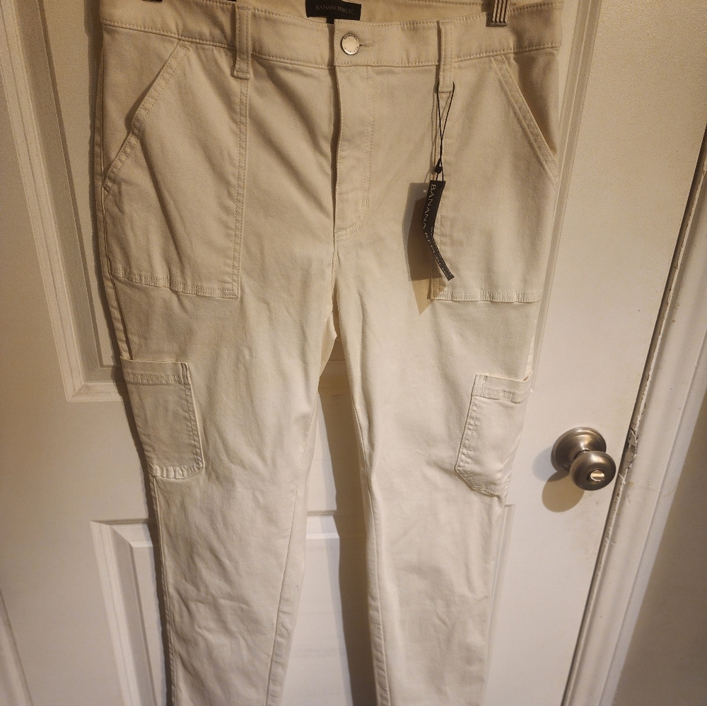 Banana Republic Cargo Sloane Pants Creme/Winter white - Picture 5 of 9